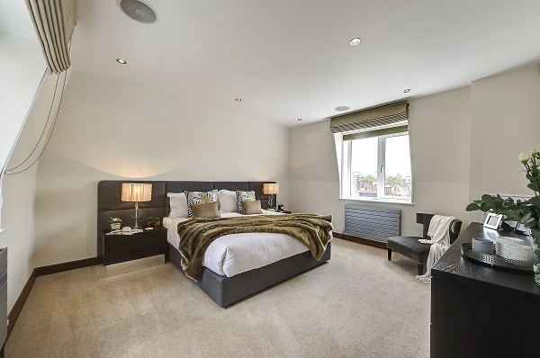 A9 - Peerman - 15TC - Master Bedroom